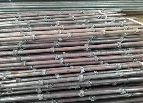 江口隧道钢花管